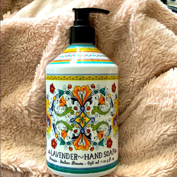 Italian Deruta Perugia Handsoap Lavender scent